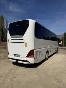Neoplan Tourliner turistabusz – MR Reisen